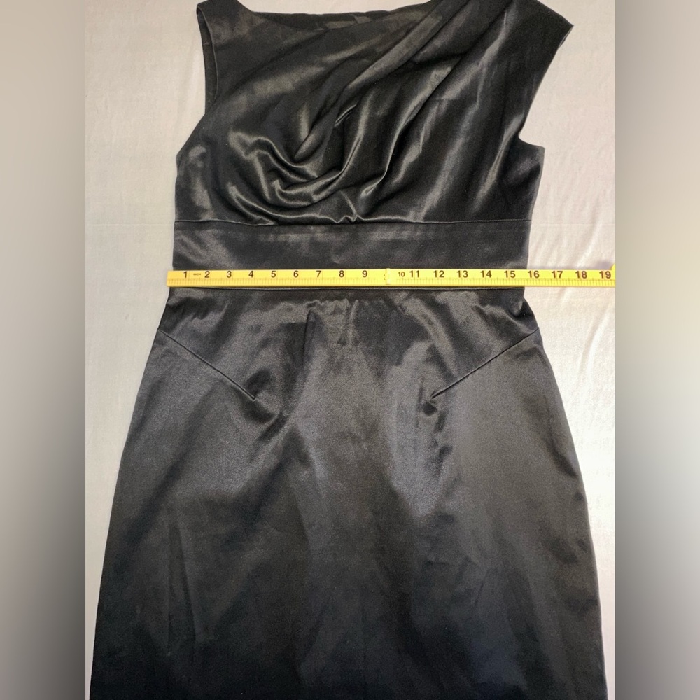 Black Halo • Black Jackie O Asymmetrical Drape Sheath Dress • Size 10 - Picture 10 of 10